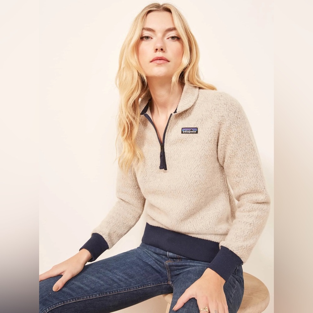 Patagonia Woolyester quarter zip, size small oatmeal/navy